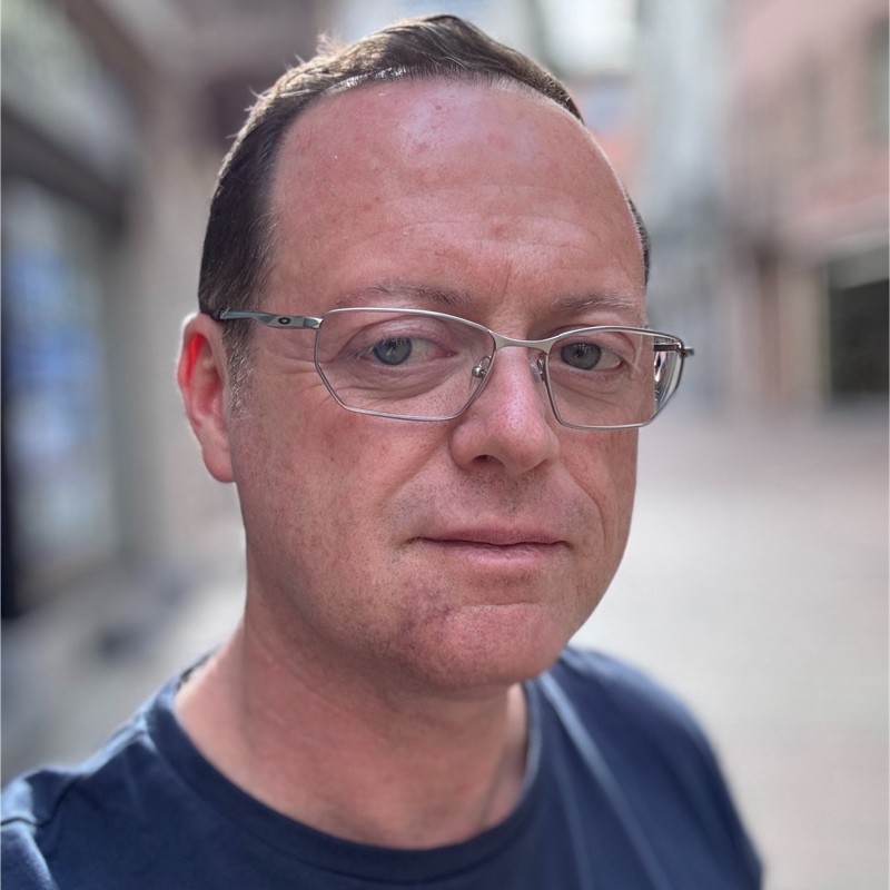 Эмануэле Арозио