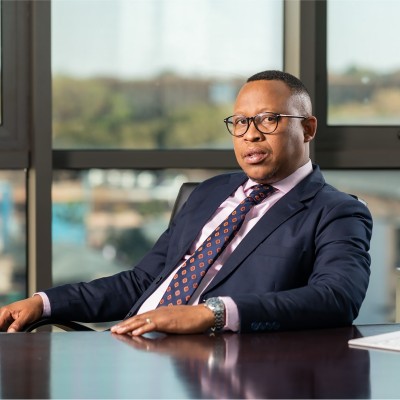 Эмолемо Питер Кеситильве