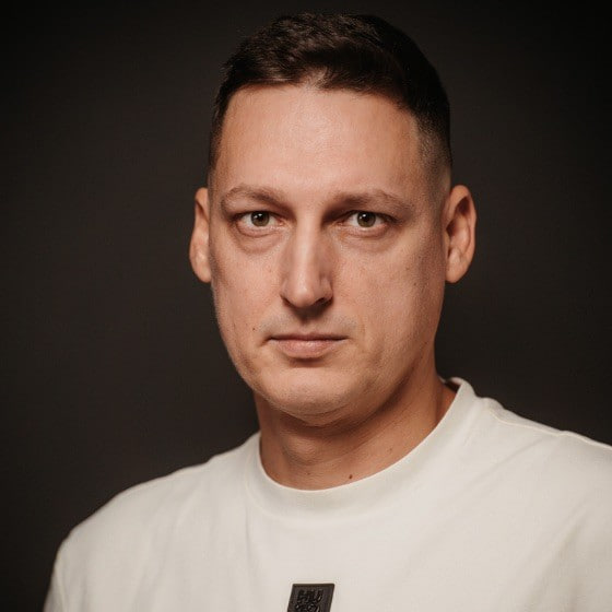 Евгений Аралов