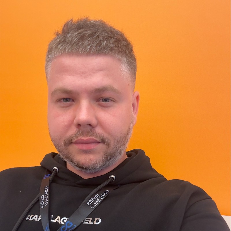 Игорь Адаменко