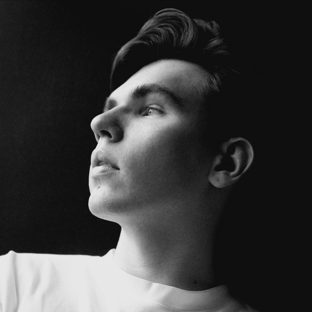 Максим Домброверов