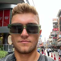 Павел Панов