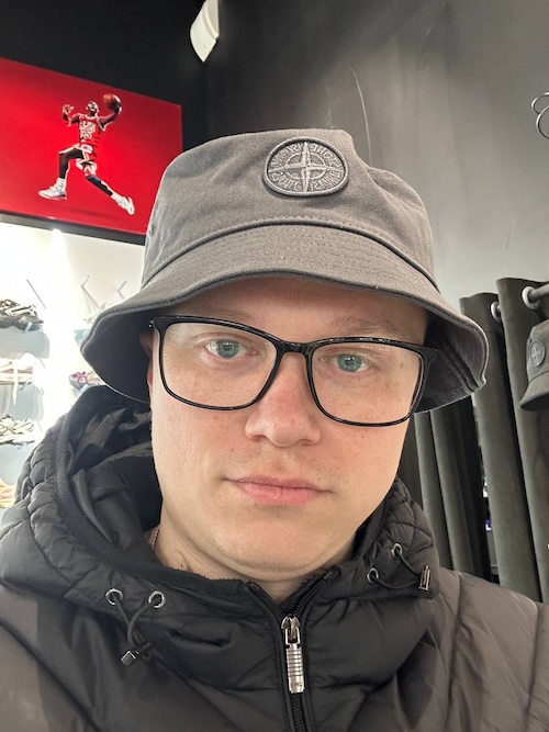 Вадим Артемов