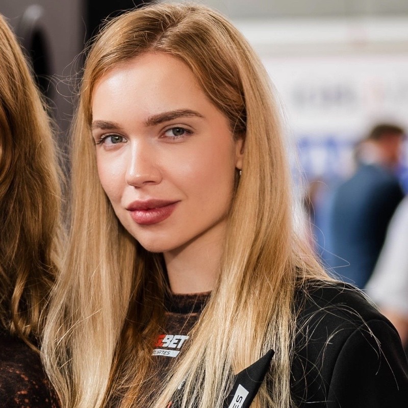 Вероника Бурдейная