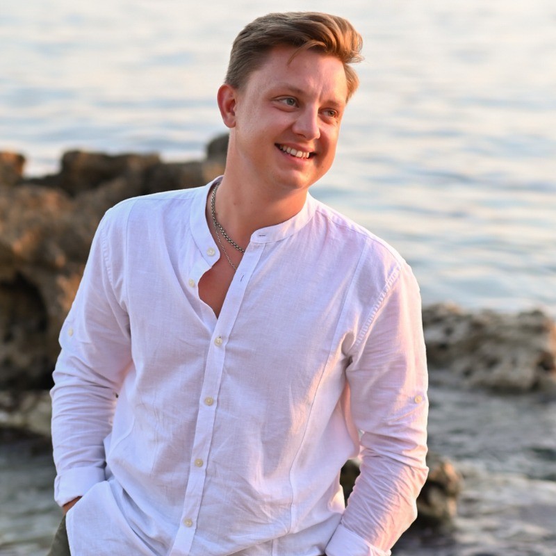 Юрий Верзиковский